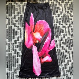 Black Maxi Skirt with Pink Floral Design SHEIN